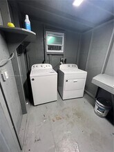 6738 SW 14th St, Unit 0 in Miami, FL - Building Photo - Building Photo