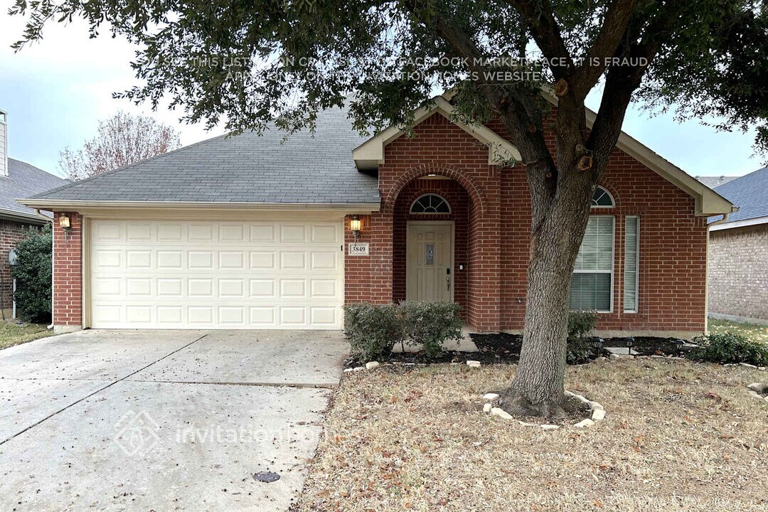 3849 Cedar Falls Dr in Fort Worth, TX - Building Photo