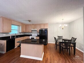 6238 King George Dr in Charlotte, NC - Building Photo - Building Photo