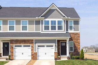 247 Pryor Dr in Gallatin, TN - Building Photo - Building Photo