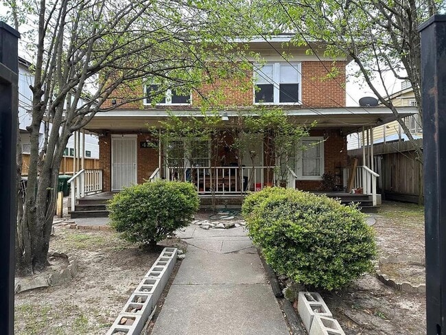 4823 Jackson St photo'