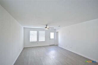 3744 Axis Hl St in New Braunfels, TX - Building Photo - Building Photo