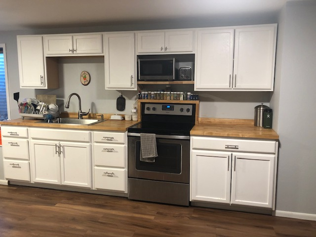 property at 1713 Westchester Ln