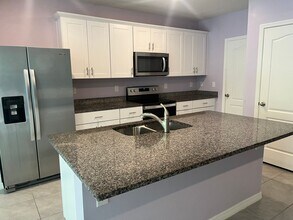 67 Bella Oaks Dr in Port Orange, FL - Building Photo - Building Photo