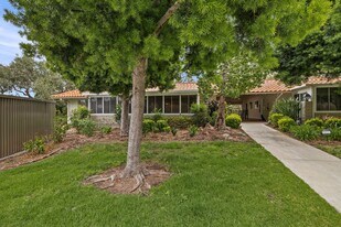 5322 Bahia Blanca W in Laguna Woods, CA - Building Photo