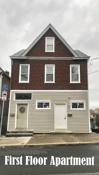 610 Southern Ave in Pittsburgh, PA - Building Photo