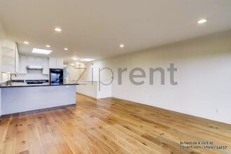 18 Perego Terrace in San Francisco, CA - Building Photo - Building Photo
