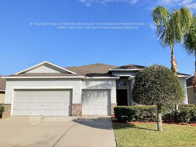 property at 3235 Berwick Ln