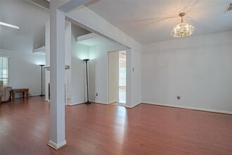 6607 Bayou Crest Dr in Houston, TX - Building Photo - Building Photo