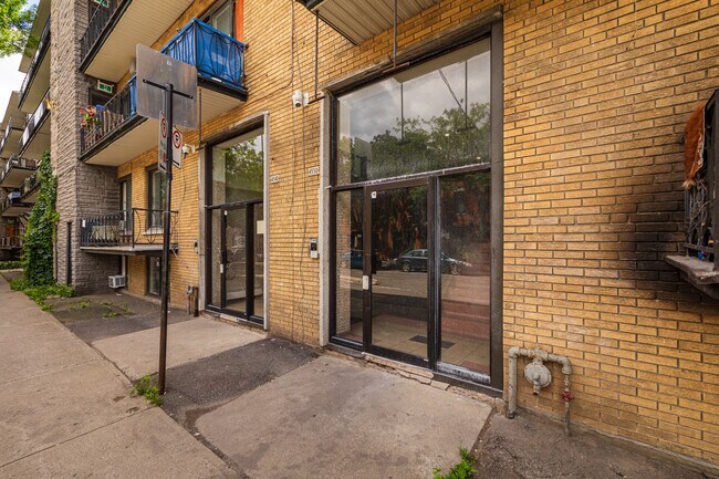 4540-4550 De Brébeuf in Montréal, QC - Building Photo - Building Photo