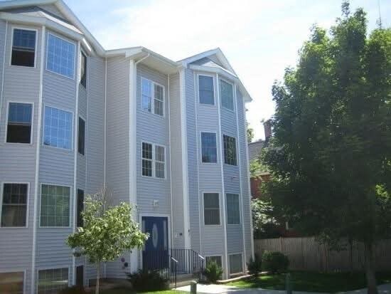 property at 41 West St