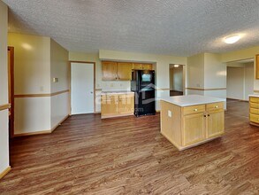 6766 Eddleston Ct in Canal Winchester, OH - Building Photo - Building Photo