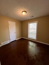 5174 Valdaz Rd in Memphis, TN - Building Photo - Building Photo