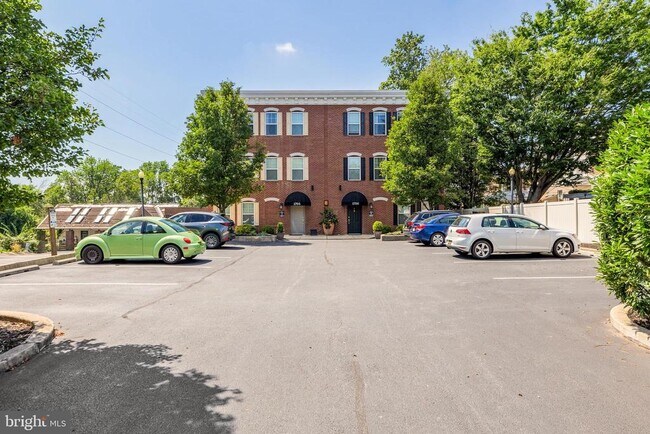 1706 Shallcross Ave in Wilmington, DE - Foto de edificio - Building Photo