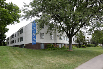 Forest Park II Apartments in Forest Lake, MN - Building Photo - Building Photo