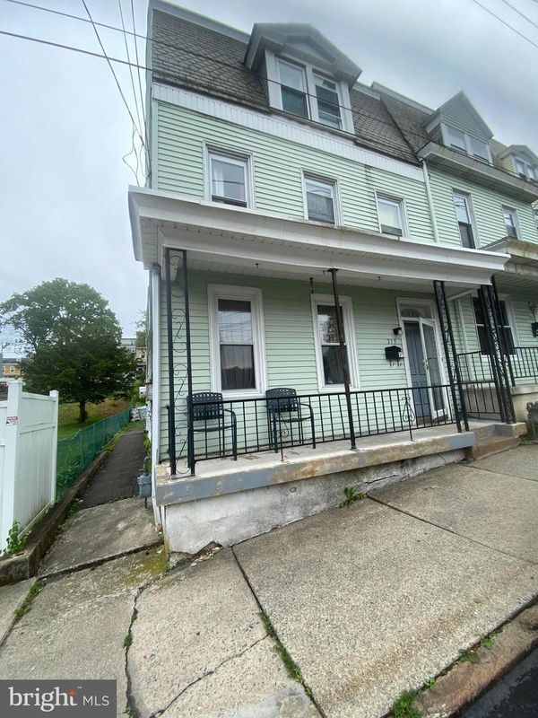 property at 713 Laurel Blvd