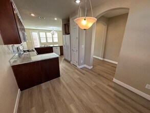 10741 Leatherstocking Ave in Las Vegas, NV - Building Photo - Building Photo