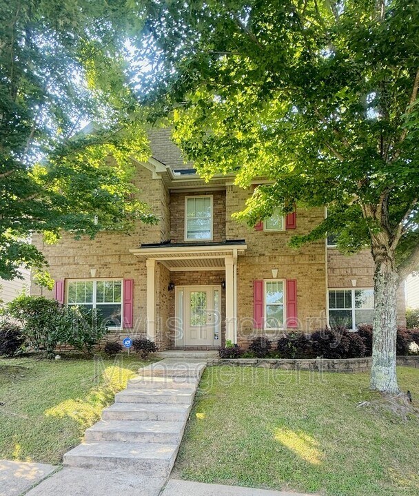 9 Madrid Ave in Newnan, GA - Building Photo