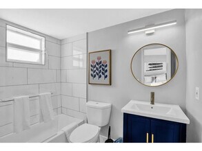 50 Davie Blvd, Unit SI FL1-ID1503925P in Fort Lauderdale, FL - Foto de edificio - Building Photo