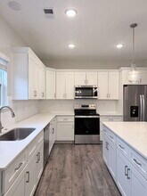 57 Walnut Springs Dr in Asheville, NC - Foto de edificio - Building Photo