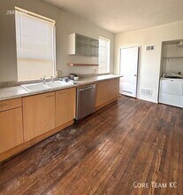 404 W 17 St in Kansas City, MO - Building Photo - Building Photo