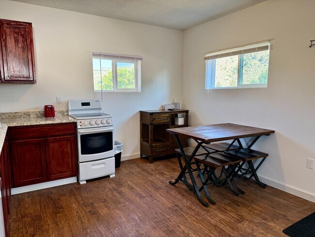 120 Grand Ave in Hot Sulphur Springs, CO - Building Photo - Building Photo