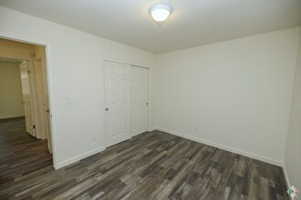 3801 Lamborghini Ln in Modesto, CA - Building Photo - Building Photo