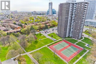 10-1410 Muirhead Rd in Toronto, ON - Building Photo - Building Photo