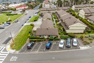 3665 Carter Dr in South San Francisco, CA - Foto de edificio - Building Photo