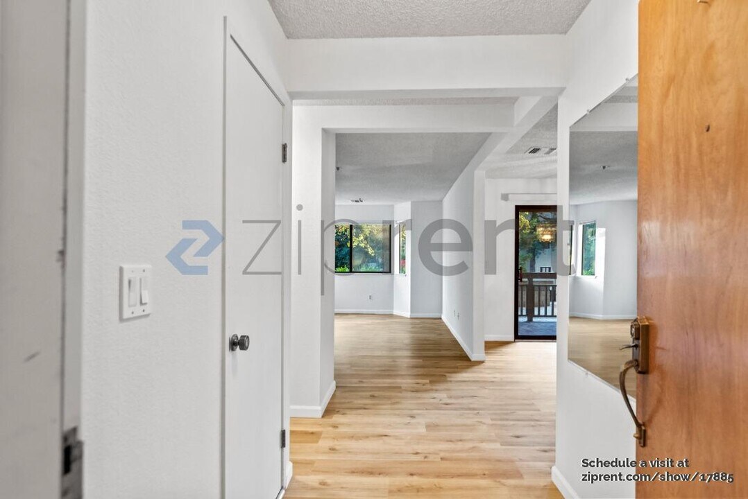 3715 Terstena Pl in Santa Clara, CA - Building Photo