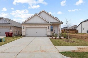 3504 Clover Leaf Ln in Sherman, TX - Building Photo