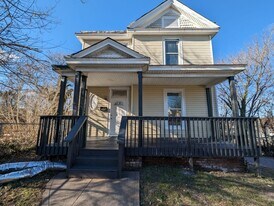 301 Walnut St in Lynchburg, VA - Building Photo