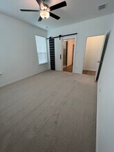 1124 W Yarrow Ave in Justin, TX - Building Photo - Building Photo