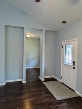 218 Port Royal Dr in Savannah, GA - Foto de edificio - Building Photo