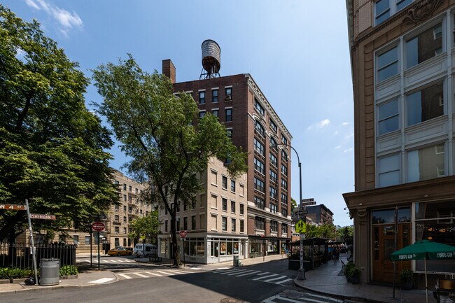 The Sheridan Condominium in New York, NY - Building Photo - Building Photo