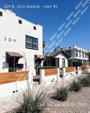 209 N 16th Ave in Phoenix, AZ - Foto de edificio - Building Photo