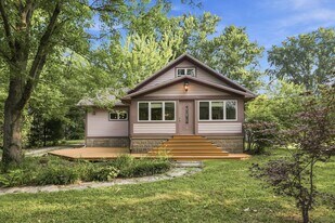 3136 E Edgewood Ave in Indianapolis, IN - Building Photo
