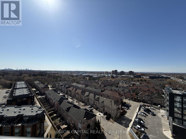 225-1225 Malta Ave. in Brampton, ON - Building Photo - Building Photo