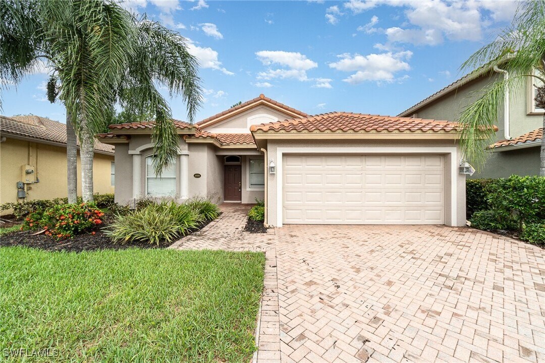 20376 Ardore Ln in Estero, FL - Building Photo