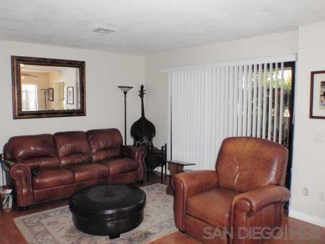 10710 Dabney Dr in San Diego, CA - Building Photo - Building Photo