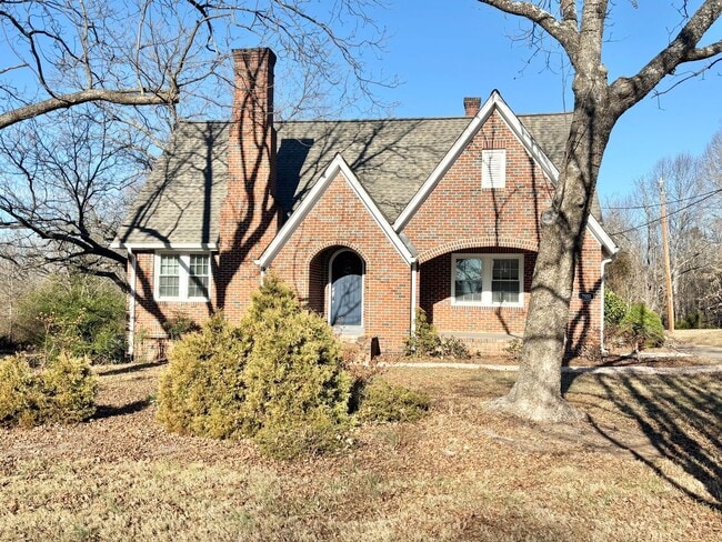 property at 7555 US-158