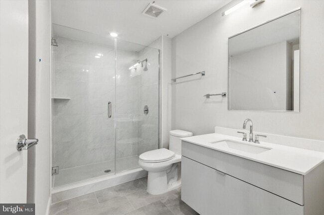 3449 Scotts Ln, Unit A311 in Philadelphia, PA - Building Photo - Building Photo