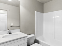 Greyhawk Townhomes in Layton, UT - Building Photo - Building Photo