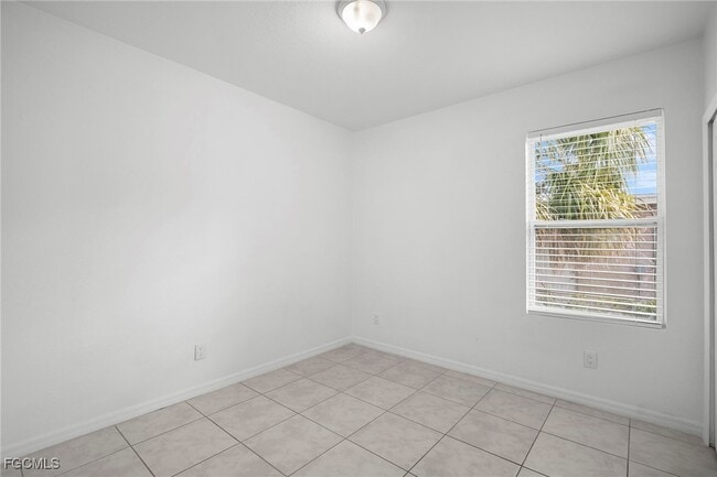 property at 3309 Armstrong Ct