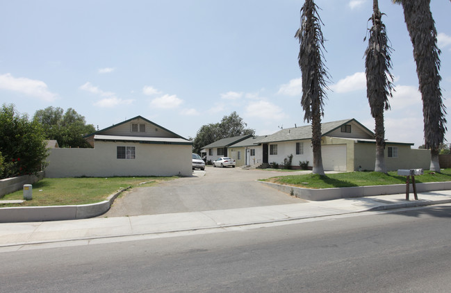 5342 Tyler St in Riverside, CA - Building Photo - Building Photo