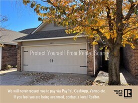 2814 Vly W Ct in Rogers, AR - Building Photo