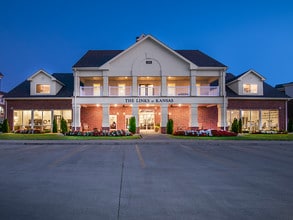 The Links at Kansas I/II in Lawrence, KS - Foto de edificio - Building Photo