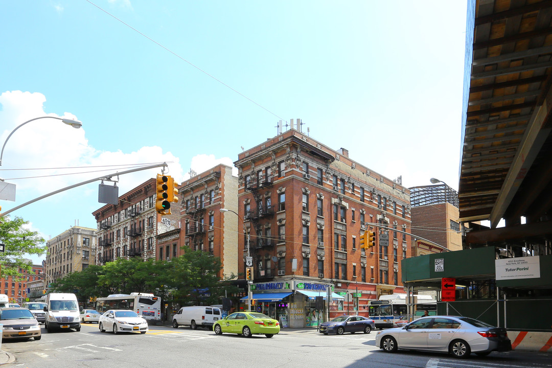 661 W 179th St in New York, NY - Building Photo