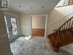 1622 Bristol Rd W in Mississauga, ON - Building Photo - Building Photo