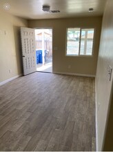 105 Asti St in Delano, CA - Building Photo - Building Photo